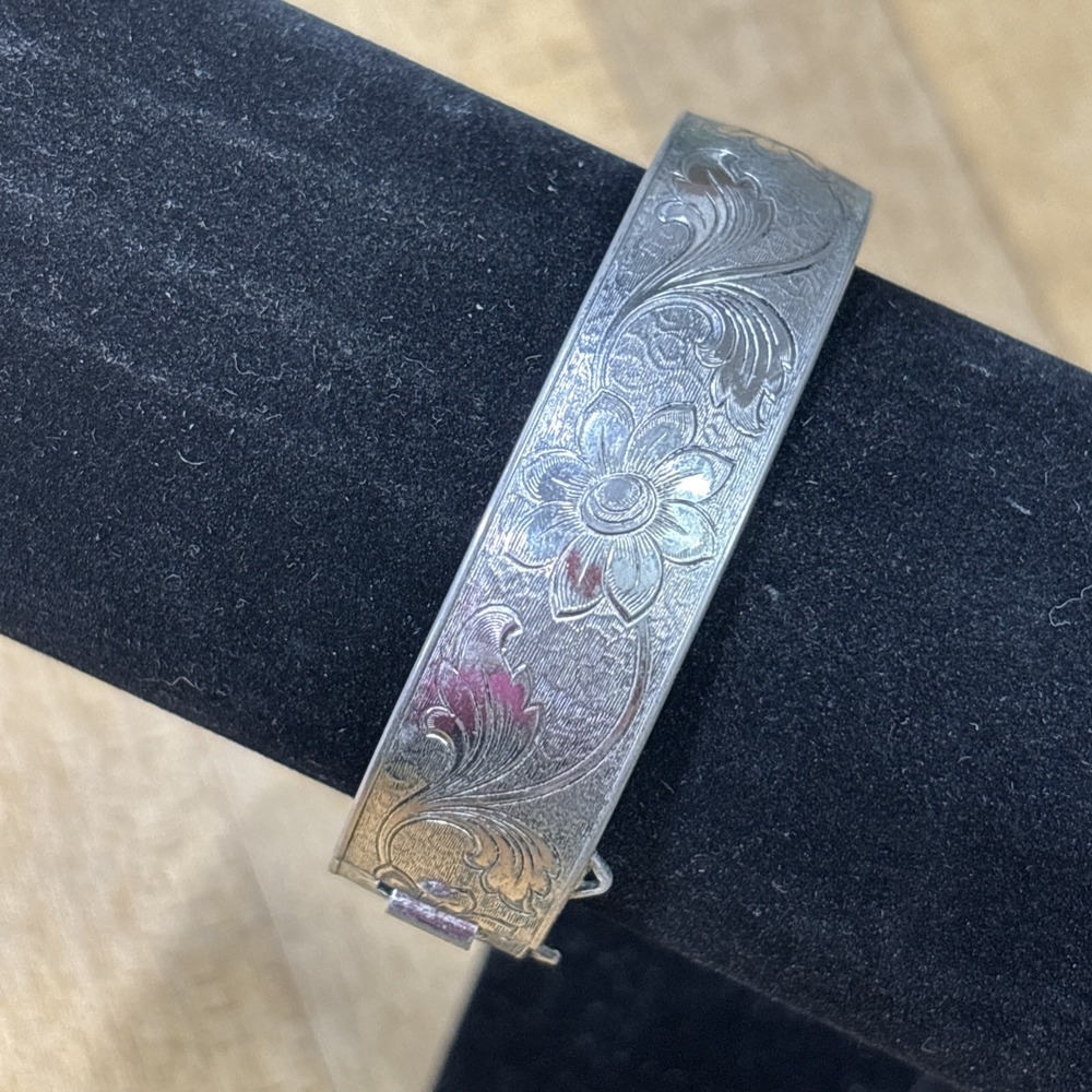 Vintage 1960s Silver Tone Hinged Cuff Bracelet Engraved Floral